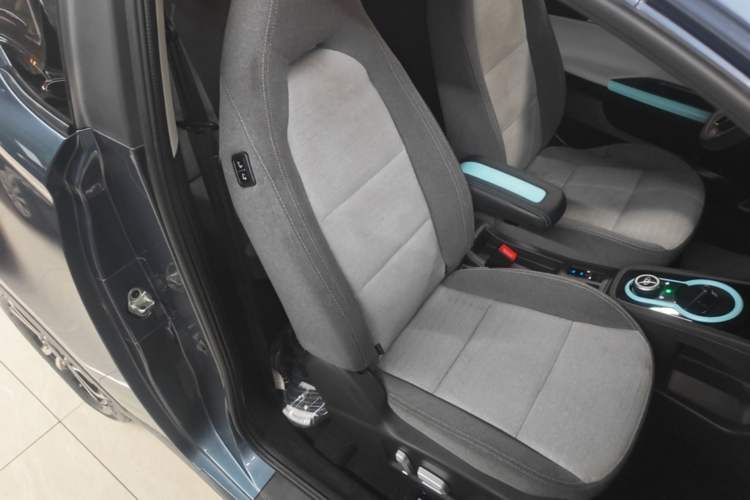Used Chery QQ Little Ant 2021 150 000 Yuan Ant Fan Edition New Ant Cool Version Lithium Iron Phosphate Right Front Seat