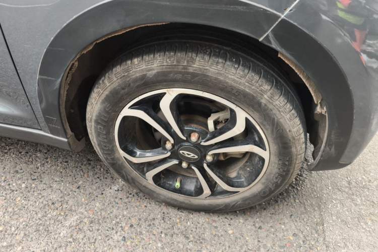 Used Chery QQ Little Ant 2021 150 000 Yuan "Ant Fan" Edition New Ant Xuan Version Lithium-NMC Battery Right Front Wheel Hub