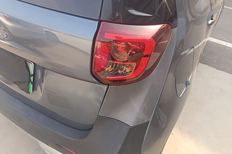 Used Chery QQ Little Ant 2021 150 000 Yuan "Ant Fan" Edition New Ant Xuan Version Lithium-NMC Battery Right Rear Taillight