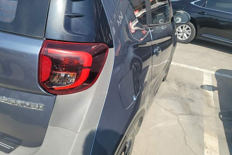 Used Chery QQ Little Ant 2021 150 000 Yuan Ant Fan Edition Ant Cool Version Lithium Iron Phosphate Right Rear Taillight