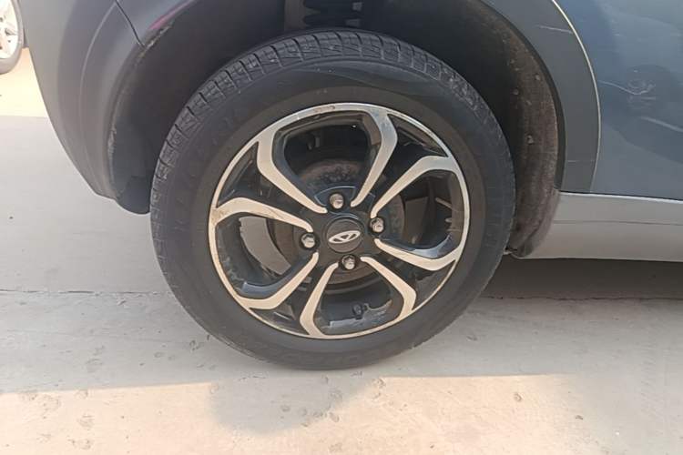 Used Chery QQ Little Ant 2021 150 000 Yuan "Ant Fan" Edition New Ant Xuan Version Lithium-NMC Battery Right Rear Wheel Hub