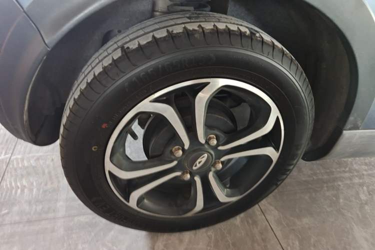 Used Chery QQ Little Ant 2021 Revised Version 150 000 Yuan Ant Fan Edition New Ant Luxe Version Lithium Iron Phosphate Right Rear Wheel Hub