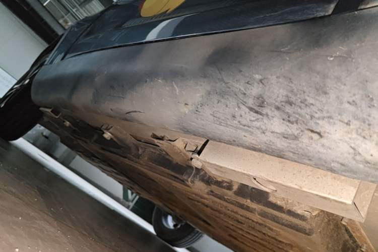Used Chery QQ Little Ant 2021 150 000 Yuan "Ant Fan" Edition New Ant Cool Version Lithium-Ion Battery Right Side Sill