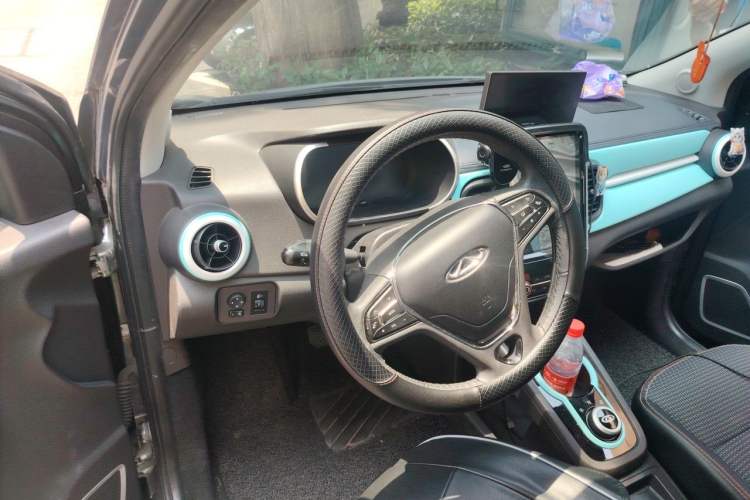 Used Chery QQ Little Ant 2021 150 000 Yuan Ant Fan Edition Ant Cool Version Lithium Iron Phosphate Steering Wheel
