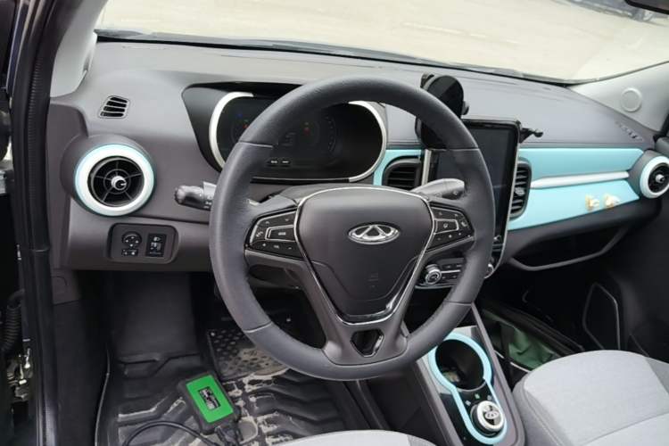 Used Chery QQ Little Ant 2021 150 000 Yuan "Ant Fan" Edition New Ant Xuan Version Lithium-NMC Battery Steering Wheel