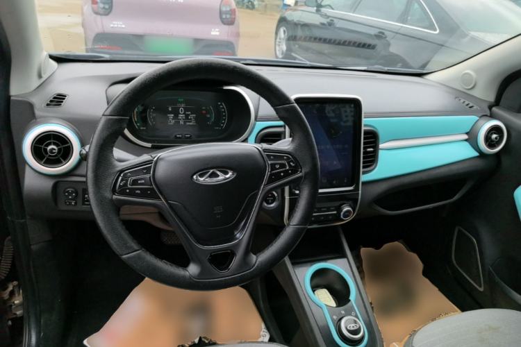 Used Chery QQ Little Ant 2021 150 000 Yuan Ant Fan Edition Ant Cool Version Lithium Iron Phosphate Steering Wheel