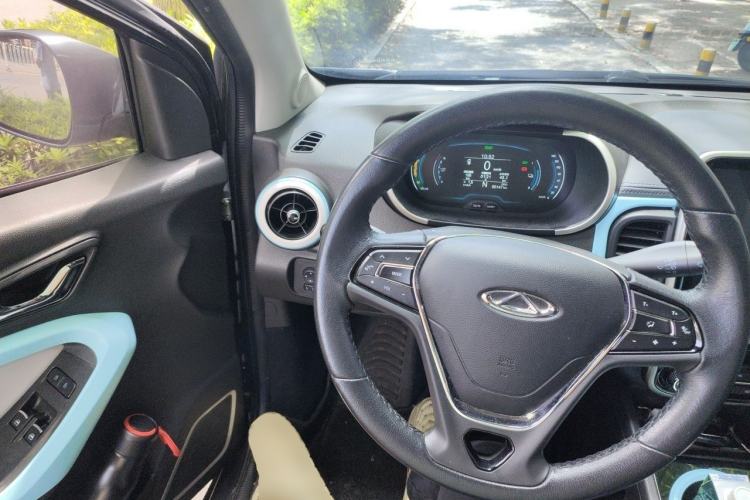 Used Chery QQ Little Ant 2021 Revised Version 150 000 Yuan Ant Fan Edition New Ant Cool Edition Lithium Iron Phosphate Steering Wheel