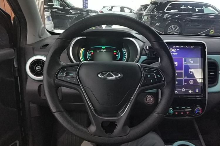 Used Chery QQ Little Ant 2021 200 000 Yuan "Ant Fan" Edition Energized Version NMC Lithium Battery 301 km Steering Wheel
