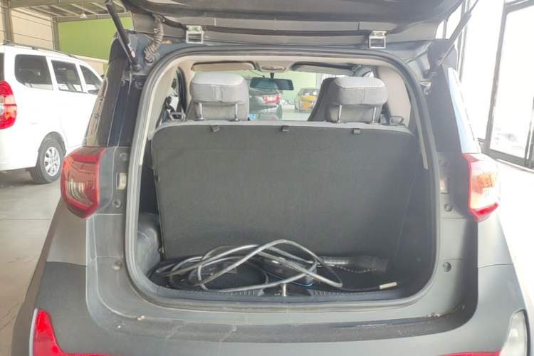 Used Chery QQ Little Ant 2021 150 000 Yuan "Ant Fan" Edition Ant Cool Version with Ternary Lithium Trunk
