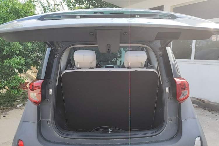 Used Chery QQ Little Ant 2021 200 000-Yuan Ant Fan Edition Talent Version NMC Battery 301 km Trunk