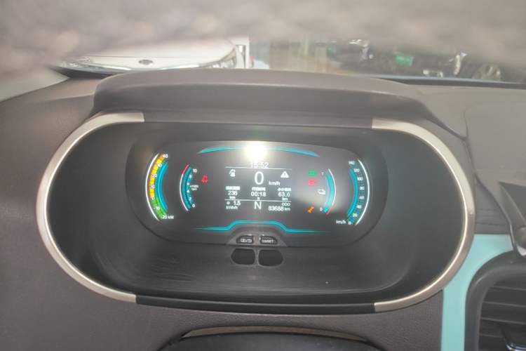 Used Chery QQ Little Ant 2021 150 000 Yuan Ant Fan Edition Ant Cool Version Lithium Iron Phosphate Vehicle Key