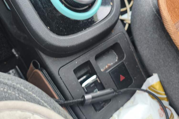 Used Chery QQ Little Ant 2021 150 000 Yuan Ant Fan Edition New Ant Cool Version Lithium Iron Phosphate Vehicle Key