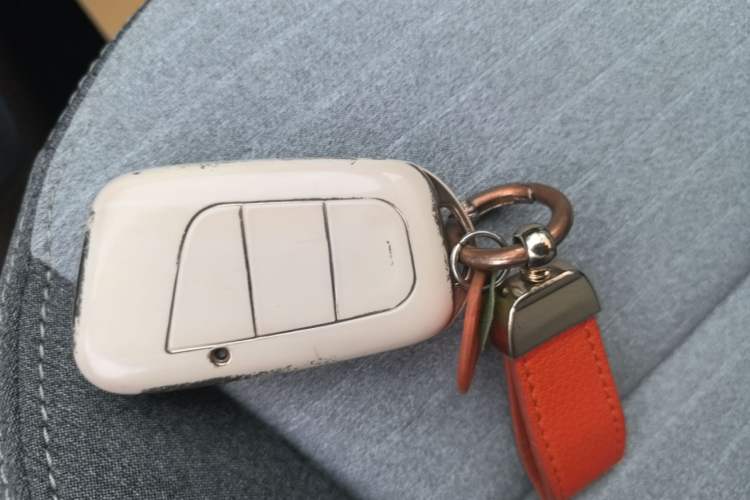 Used Chery QQ Little Ant 2021 150 000 Yuan Ant Fan Edition New Ant Cool Version Lithium Iron Phosphate Vehicle Key