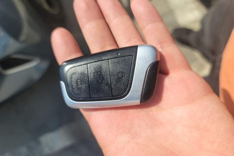 Used Chery QQ Little Ant 2021 150 000 Yuan Ant Fan Edition Ant Cool Version Lithium Iron Phosphate Vehicle Key
