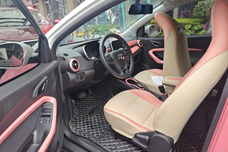 Used Chery QQ Little Ant 2021 200 000-Yuan Ant Fan Edition Talent Version NMC Battery 301 km Driver Seat
