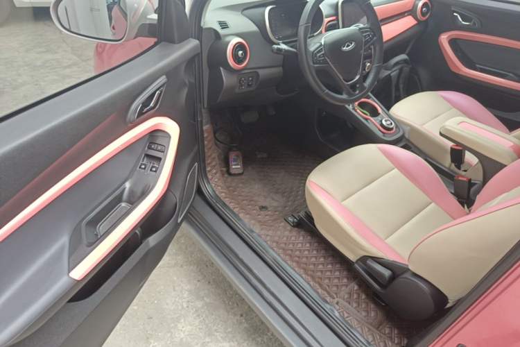 Used Chery QQ Little Ant 2021 200 000-Yuan Ant Fan Edition Talent Version NMC Battery 408 km续航 Driver Seat