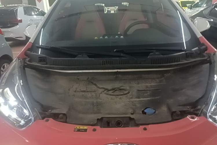 Used Chery QQ Little Ant 2021 150 000 Yuan Ant Fan Edition Queen Version Lithium Iron Phosphate Engine Bay