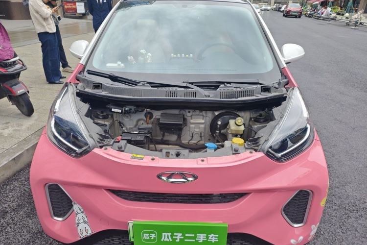 Used Chery QQ Little Ant 2021 200 000-Yuan Ant Fan Edition Talent Version NMC Battery 301 km Engine Bay
