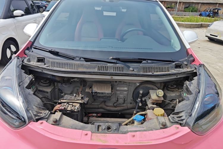 Used Chery QQ Little Ant 2021 150 000 Yuan Ant Fan Edition Queen Version Lithium Iron Phosphate Engine Bay