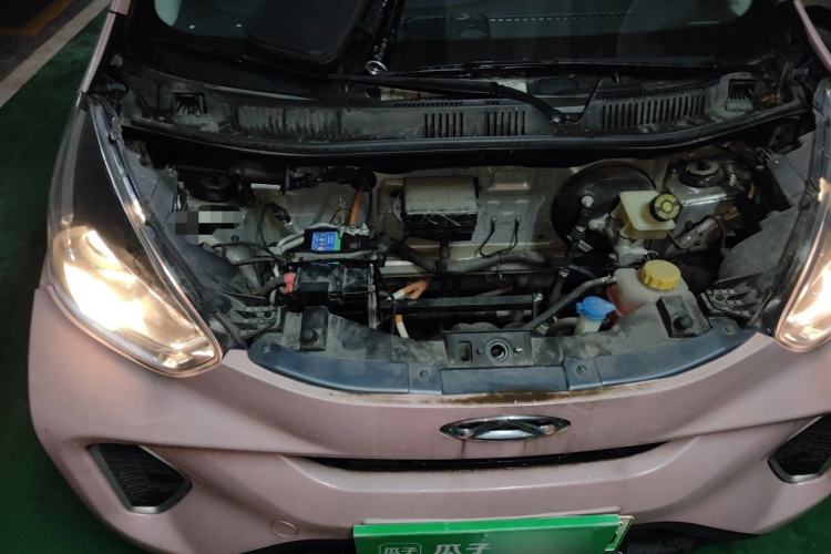 Used Chery QQ Little Ant 2021 200 000-Yuan Ant Fan Edition Talent Version Lithium Iron Phosphate 301 km Engine Bay