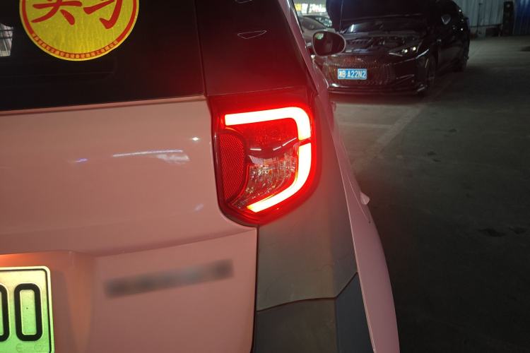 Used Chery QQ Little Ant 2021 200 000-Yuan Ant Fan Edition Talent Version Lithium Iron Phosphate 301 km Exterior 3