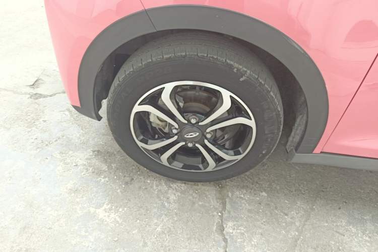 Used Chery QQ Little Ant 2021 200 000-Yuan Ant Fan Edition Talent Version NMC Battery 408 km续航 Exterior 4