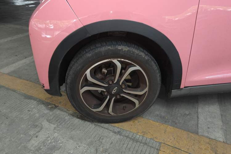 Used Chery QQ Little Ant 2021 200 000-Yuan Ant Fan Edition Talent Version Lithium Iron Phosphate 301 km Exterior 4