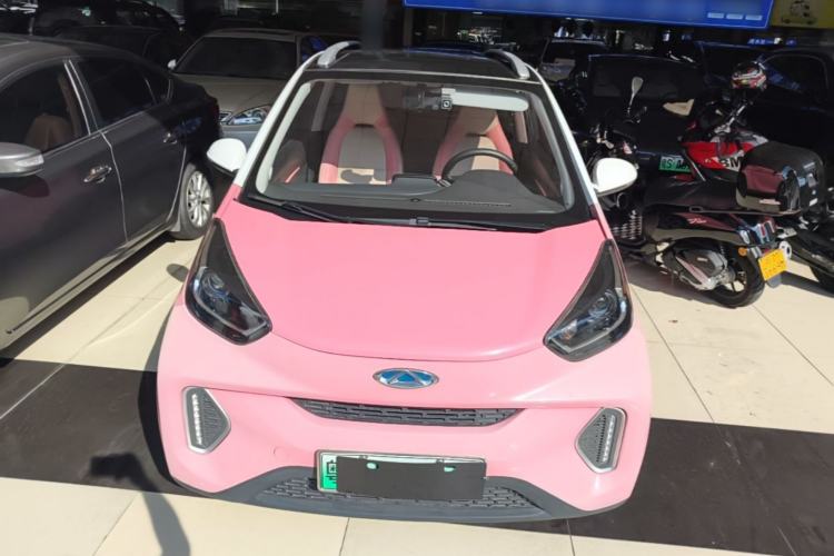Used Chery QQ Little Ant 2021 200 000-Yuan Ant Fan Edition Talent Version NMC Battery 301 km Front