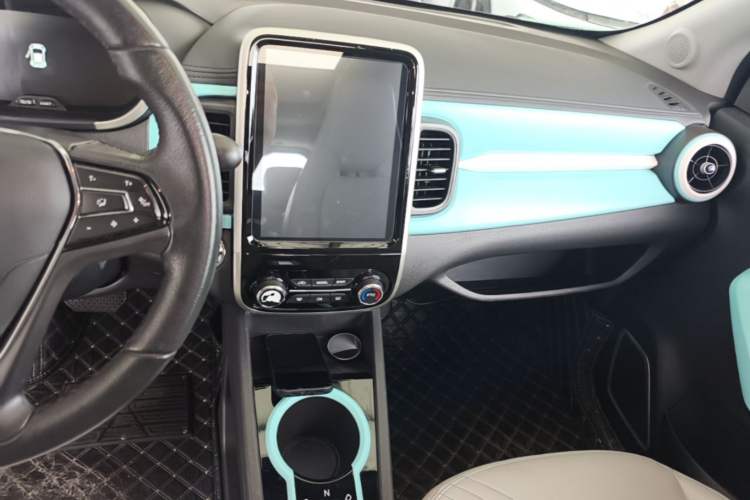 Used Chery QQ Little Ant 2021 200 000 Yuan "Ant Fan" Edition Energized Version NMC Lithium Battery 301 km Audio And AC Panel