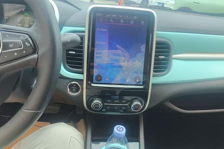 Used Chery QQ Little Ant 2021 200 000-Yuan Ant Fan Edition Oxygen Version Lithium-Ion Battery 301 km Audio And AC Panel