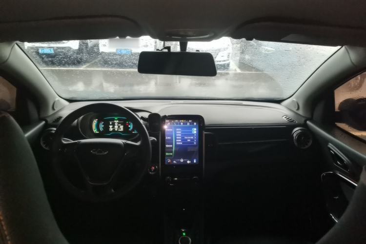 Used Chery QQ Little Ant 2021 150 000 Yuan "Ant Fan" Edition New Ant Cool Version Lithium-Ion Battery Center Console