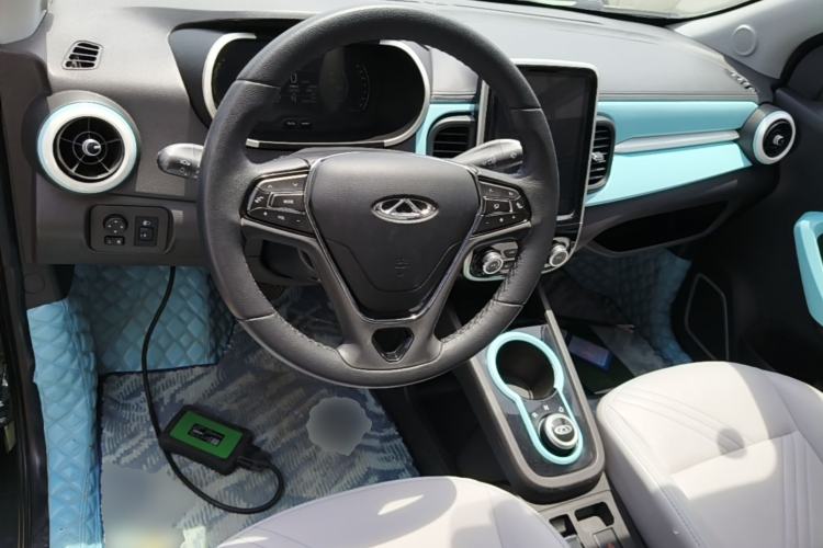 Used Chery QQ Little Ant 2021 150 000 Yuan Ant Fan Edition New Ant Cool Version Lithium Iron Phosphate Center Console
