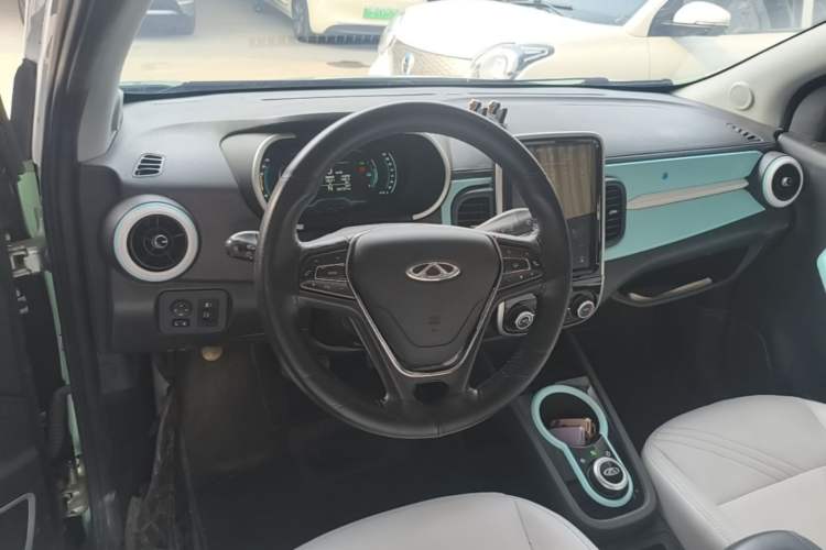 Used Chery QQ Little Ant 2021 Revised Version 150 000 Yuan Ant Fan Edition New Ant Cool Edition Lithium Iron Phosphate Center Console