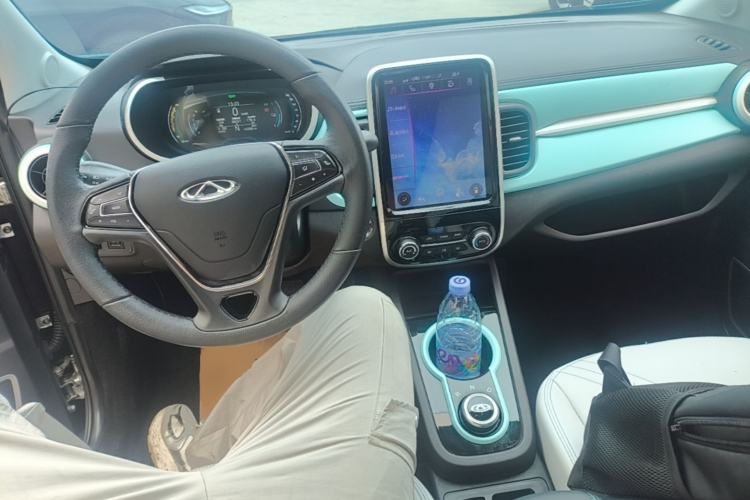 Used Chery QQ Little Ant 2021 200 000-Yuan Ant Fan Edition Oxygen Version Lithium-Ion Battery 301 km Center Console