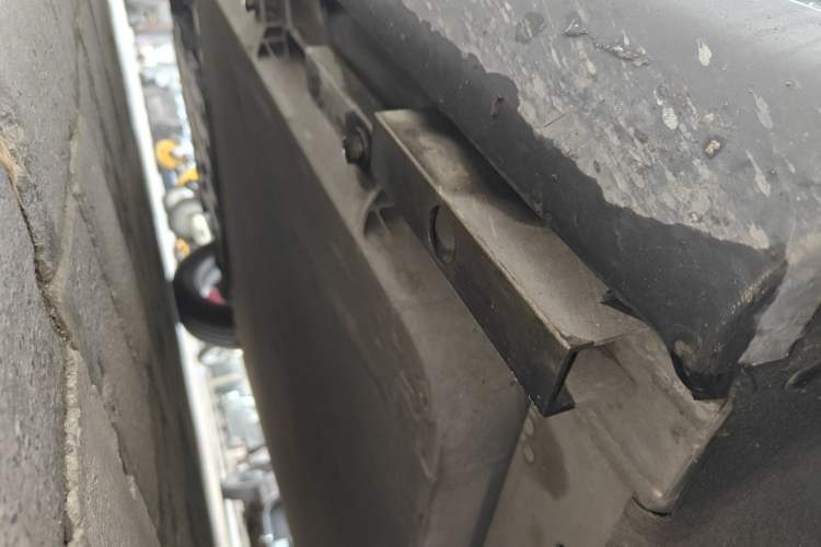 Used Chery QQ Little Ant 2021 150 000 Yuan Ant Fan Edition New Ant Cool Version Lithium Iron Phosphate Chassis Front Right