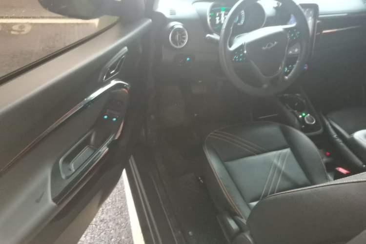 Used Chery QQ Little Ant 2021 150 000 Yuan "Ant Fan" Edition New Ant Cool Version Lithium-Ion Battery Driver Seat
