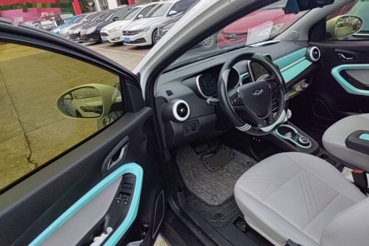Used Chery QQ Little Ant 2021 200 000-Yuan Ant Fan Edition Oxygen Version Lithium-Ion Battery 301 km Driver Seat