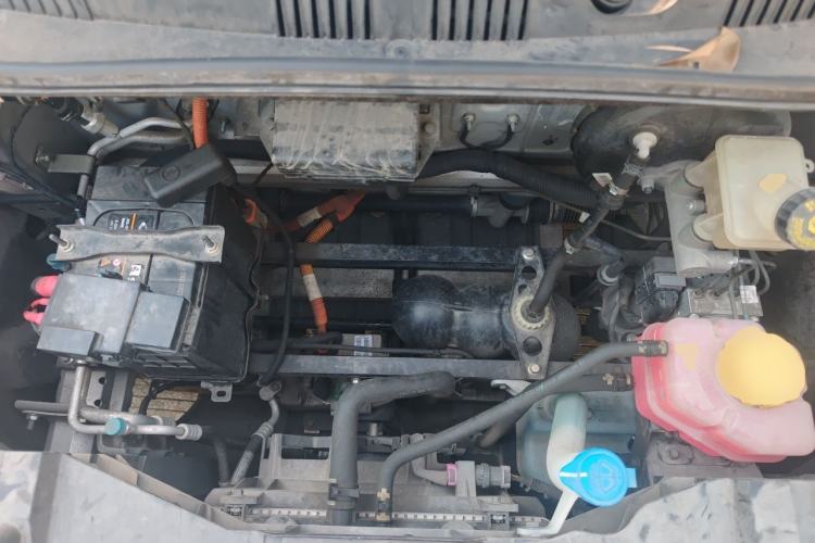 Used Chery QQ Little Ant 2021 200 000 Yuan Ant Fan Edition Energized Version Lithium Iron Phosphate 301 km Engine Bay