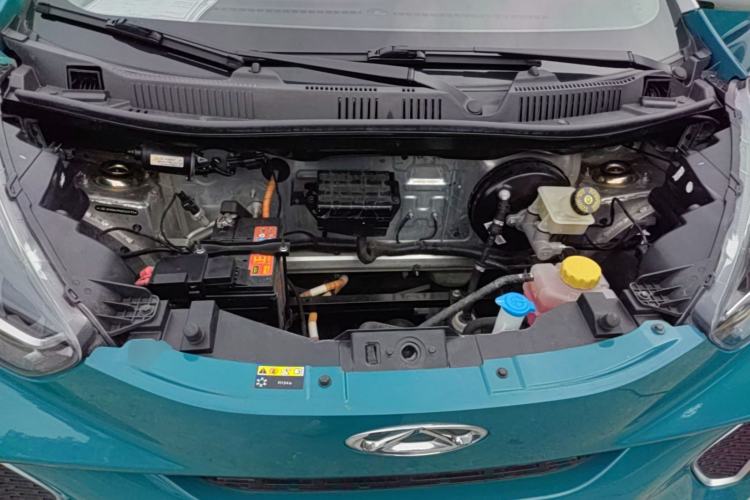 Used Chery QQ Little Ant 2021 200 000-Yuan Ant Fan Edition Oxygen Version Lithium-Ion Battery 301 km Engine Bay
