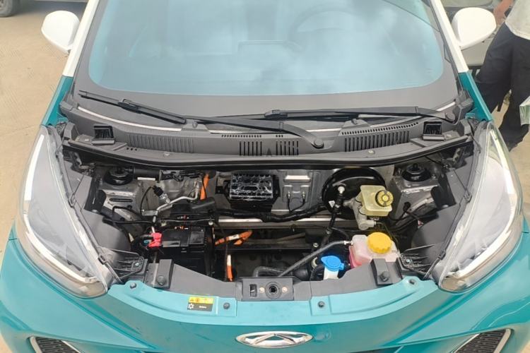 Used Chery QQ Little Ant 2021 200 000-Yuan Ant Fan Edition Oxygen Version Lithium-Ion Battery 301 km Engine Bay