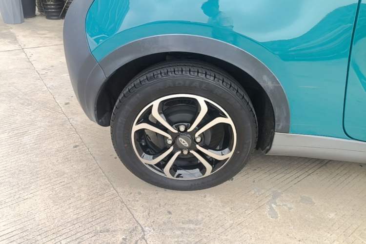 Used Chery QQ Little Ant 2021 200 000-Yuan Ant Fan Edition Oxygen Version Lithium-Ion Battery 301 km Exterior 5
