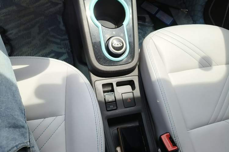 Used Chery QQ Little Ant 2021 150 000 Yuan Ant Fan Edition New Ant Cool Version Lithium Iron Phosphate Gear Lever