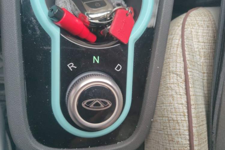 Used Chery QQ Little Ant 2021 200 000-Yuan Ant Fan Edition Oxygen Version Lithium Iron Phosphate 301 km Gear Lever