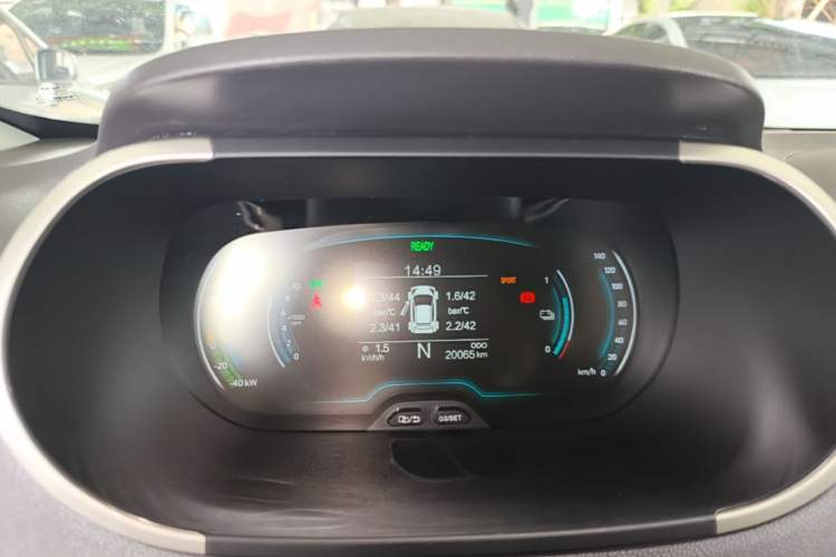 Used Chery QQ Little Ant 2021 200 000 Yuan "Ant Fan" Edition Energized Version NMC Lithium Battery 301 km Instrument Cluster