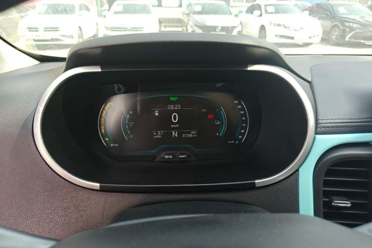 Used Chery QQ Little Ant 2021 200 000 Yuan "Ant Fan" Edition Energized Version NMC Lithium Battery 301 km Instrument Cluster