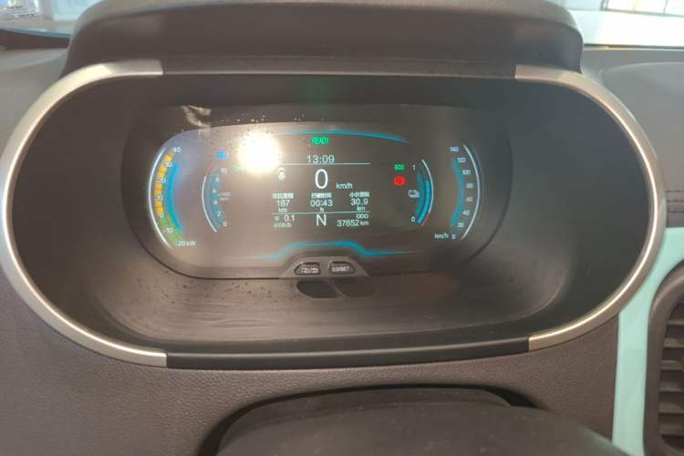 Used Chery QQ Little Ant 2021 200 000-Yuan Ant Fan Edition Talent Version Lithium Iron Phosphate 301 km Instrument Cluster