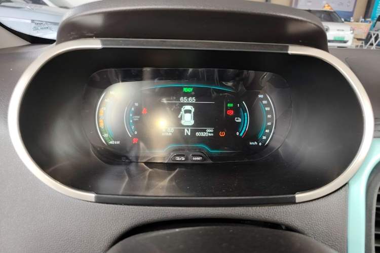 Used Chery QQ Little Ant 2021 200 000-Yuan Ant Fan Edition Talent Version NMC Battery 301 km Instrument Cluster