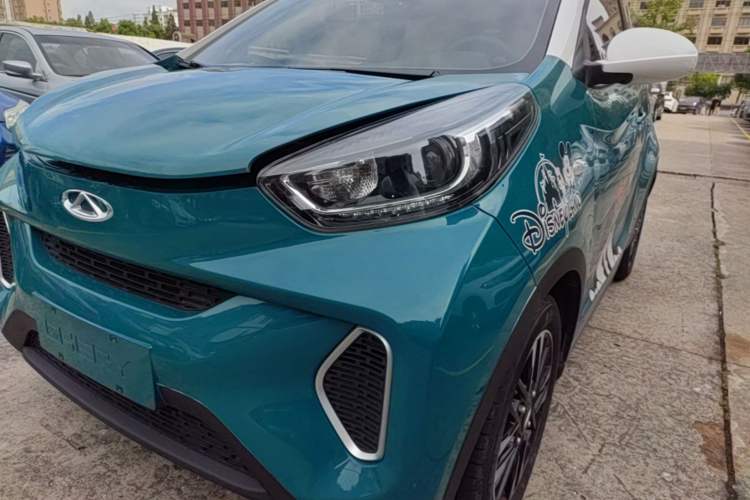 Used Chery QQ Little Ant 2021 200 000-Yuan Ant Fan Edition Oxygen Version Lithium-Ion Battery 301 km Left Front Headlight