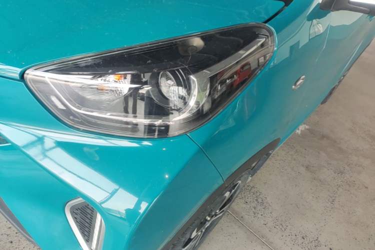 Used Chery QQ Little Ant 2021 200 000 Yuan "Ant Fan" Edition Energized Version NMC Lithium Battery 301 km Left Front Headlight
