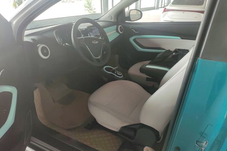 Used Chery QQ Little Ant 2021 200 000 Yuan "Ant Fan" Edition Energized Version NMC Lithium Battery 301 km Left Front Seat